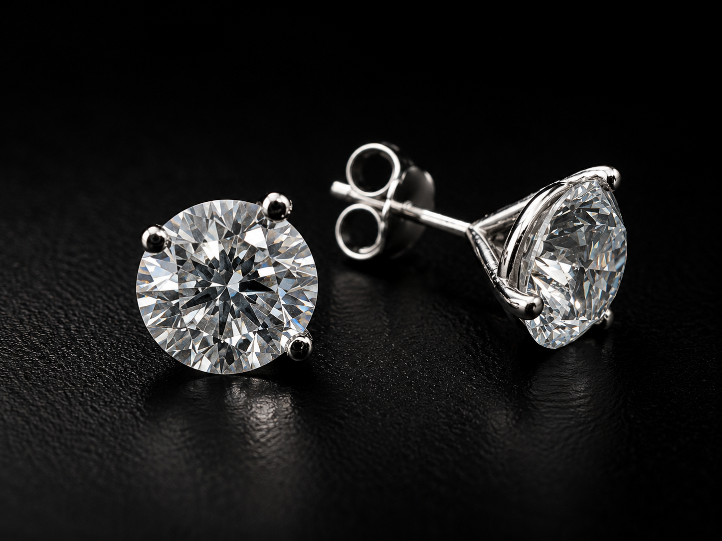 Lab-Grown Diamond Round Solitaire Stud Earrings