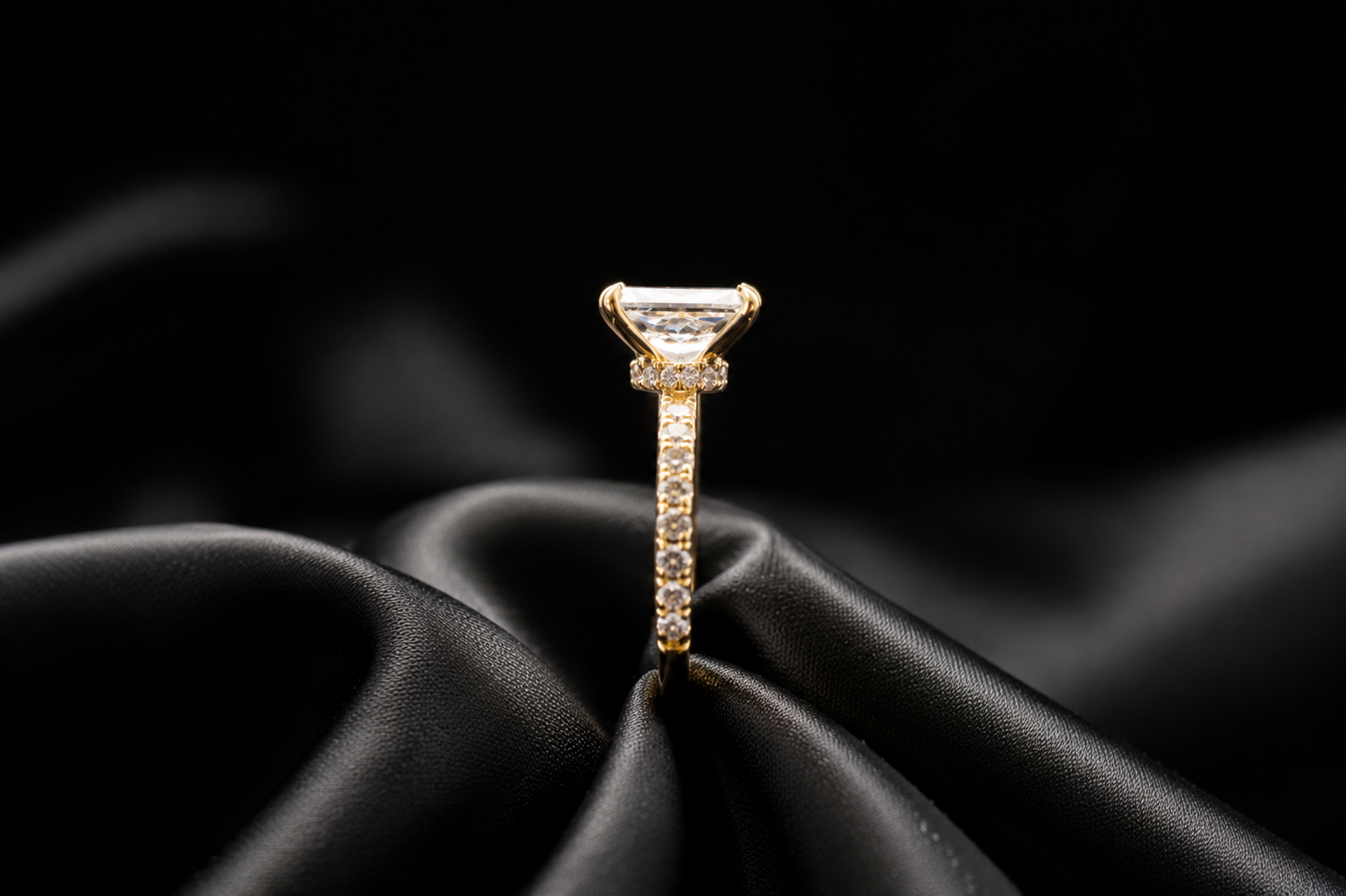 Engagement Lab-Grown Diamond Rings with Hidden Halo