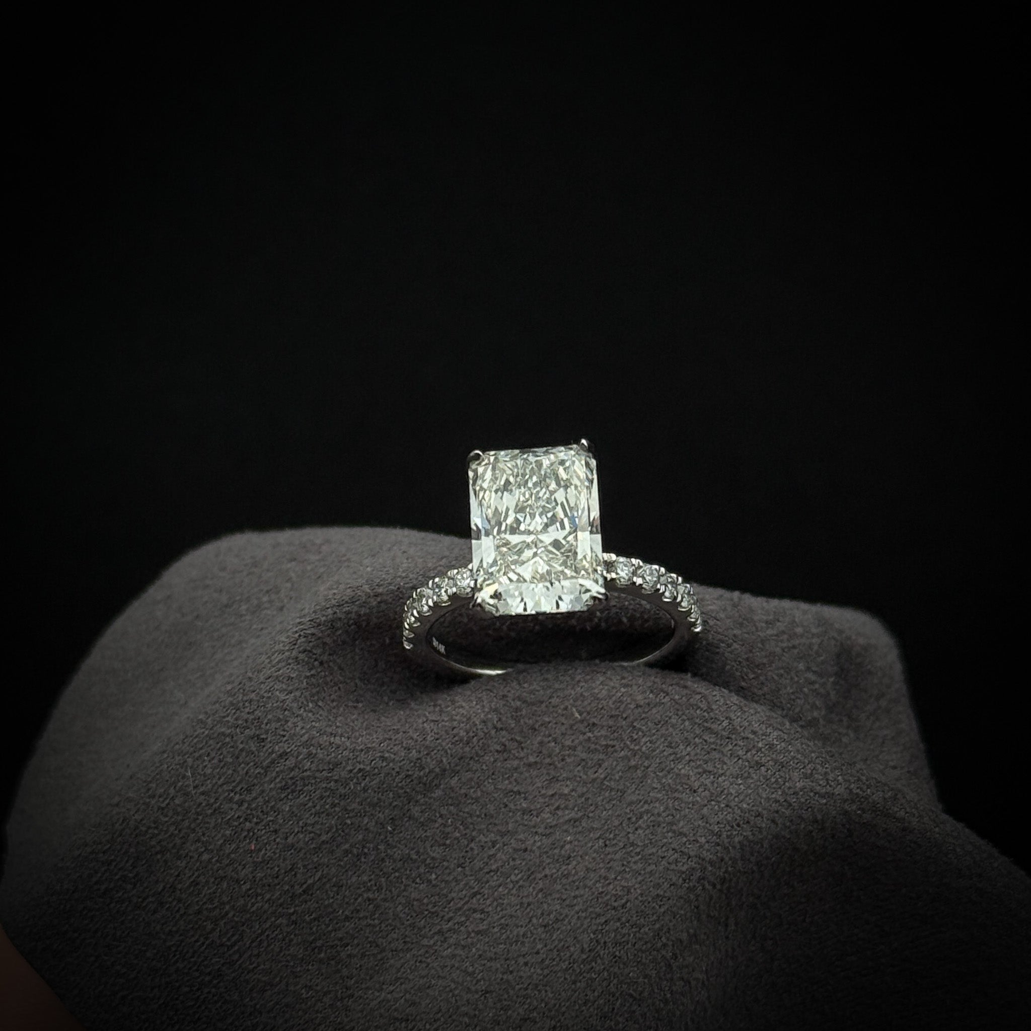 Engagement Lab-Grown Diamond Rings with Hidden Halo