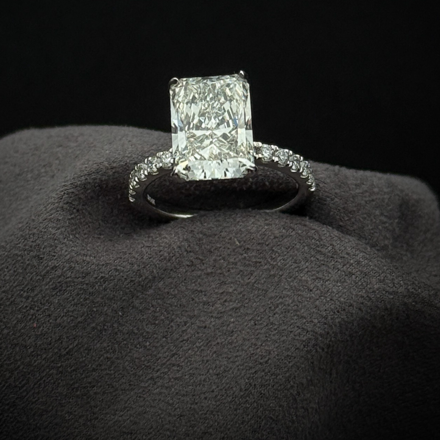 Engagement Lab-Grown Diamond Rings with Hidden Halo