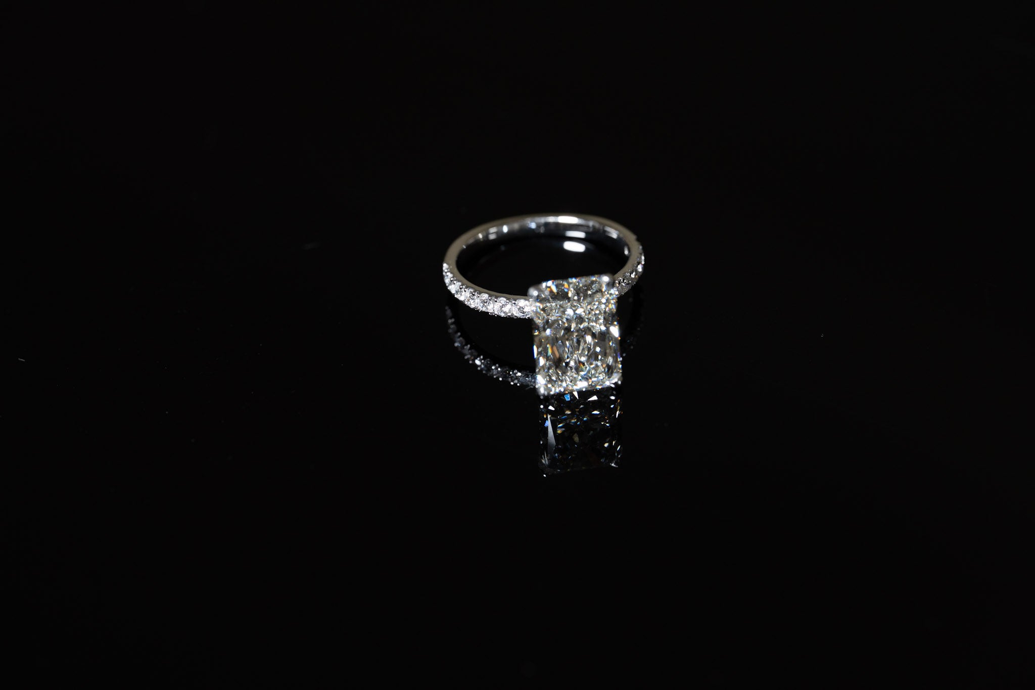 Engagement Lab-Grown Diamond Rings with Hidden Halo