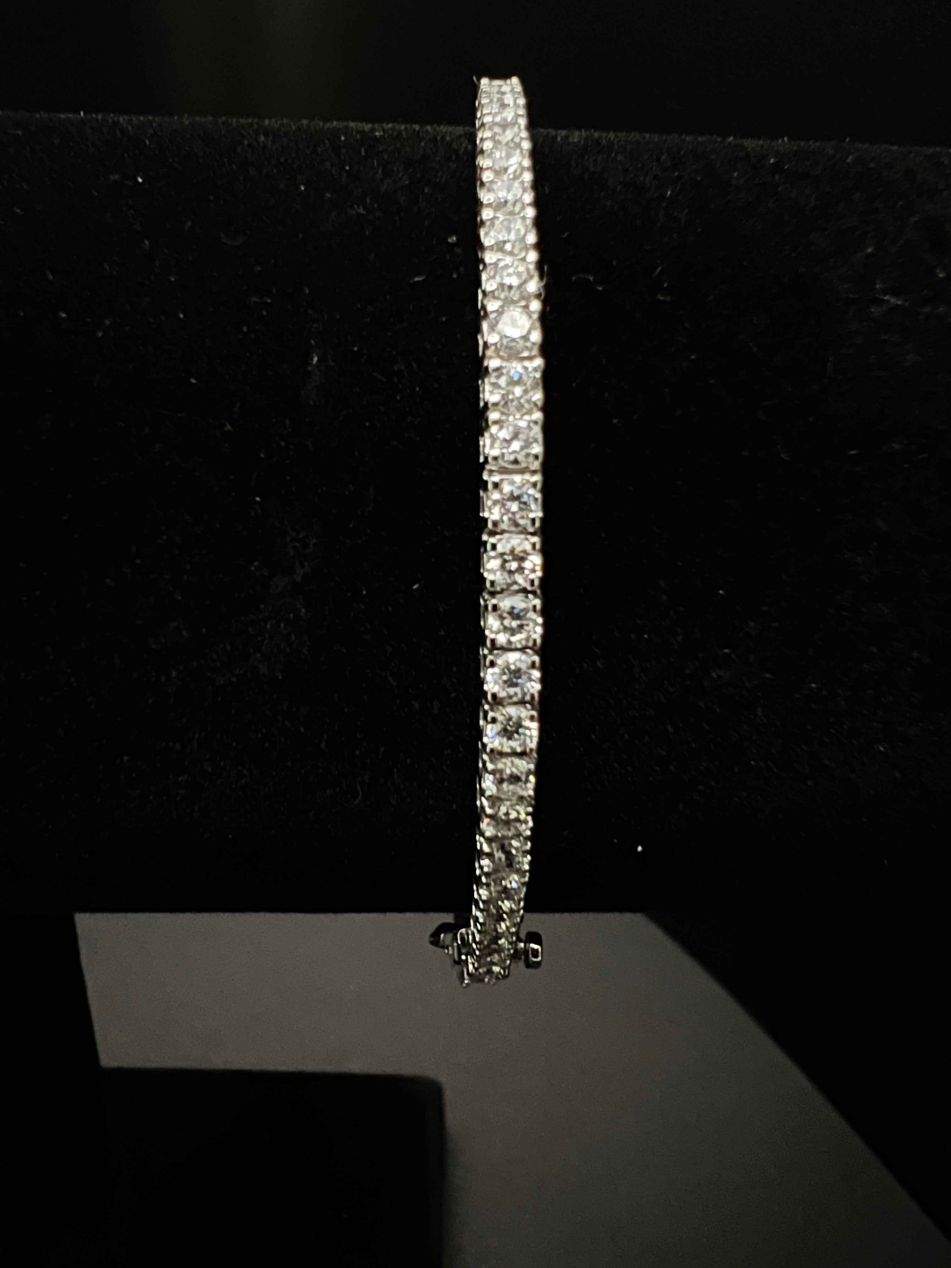 Lab-Grown Diamond Tennis Bracelets